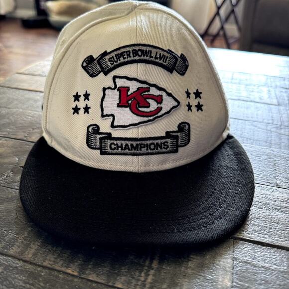 KC Kansas City Chiefs NFL Super Bowl LVII Champions Hat 9FIFTY New Era - Picture 1 of 7
